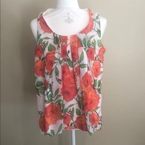 Women’s sleeveless blouse.